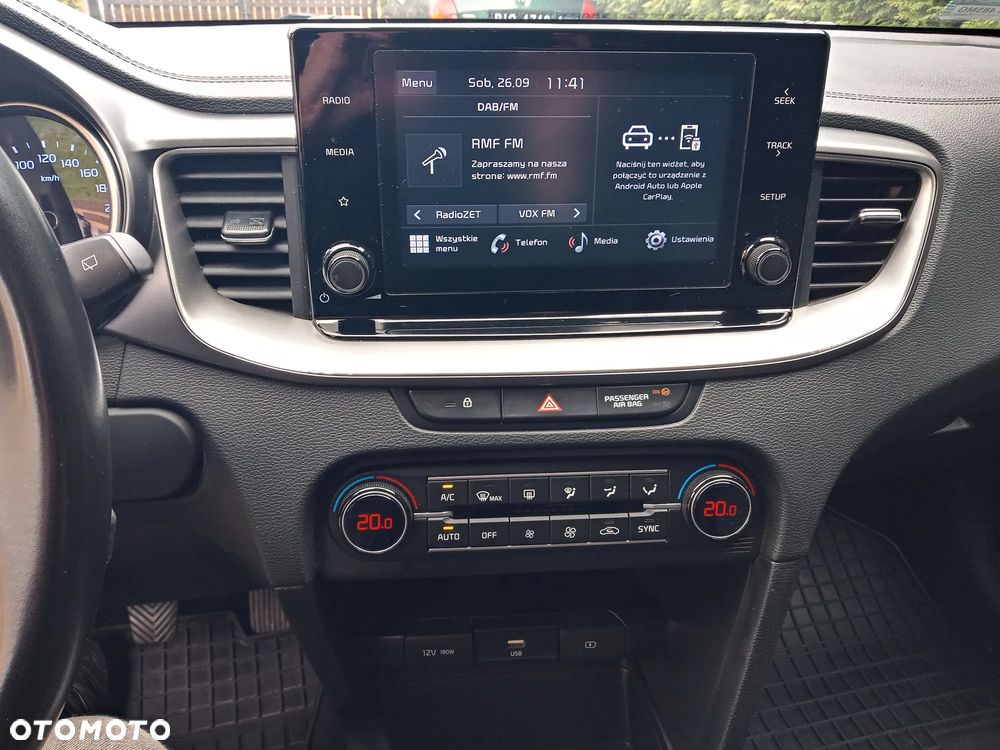 Kia Ceed 1.5 T-GDI M - 20