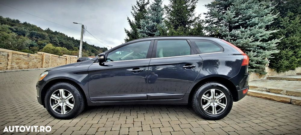 Volvo XC 60 D5 AWD Geartronic Momentum - 20