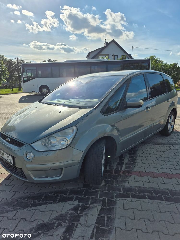 Ford S-Max 2.0 TDCi Titanium - 16