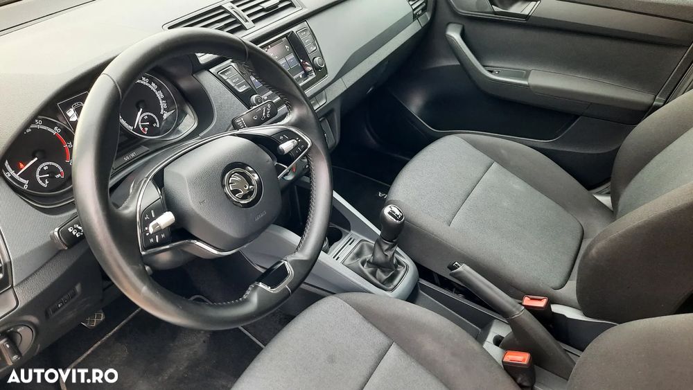 Skoda Fabia 2021 photo 4