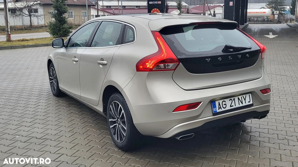 Volvo V40 - 3