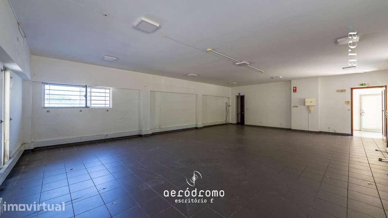 Imóvel Exclusivo | Aeródromo, Escritório F - Grande imagem: 4/8