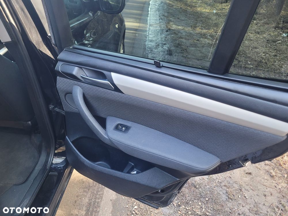 BMW X3 xDrive20d - 26