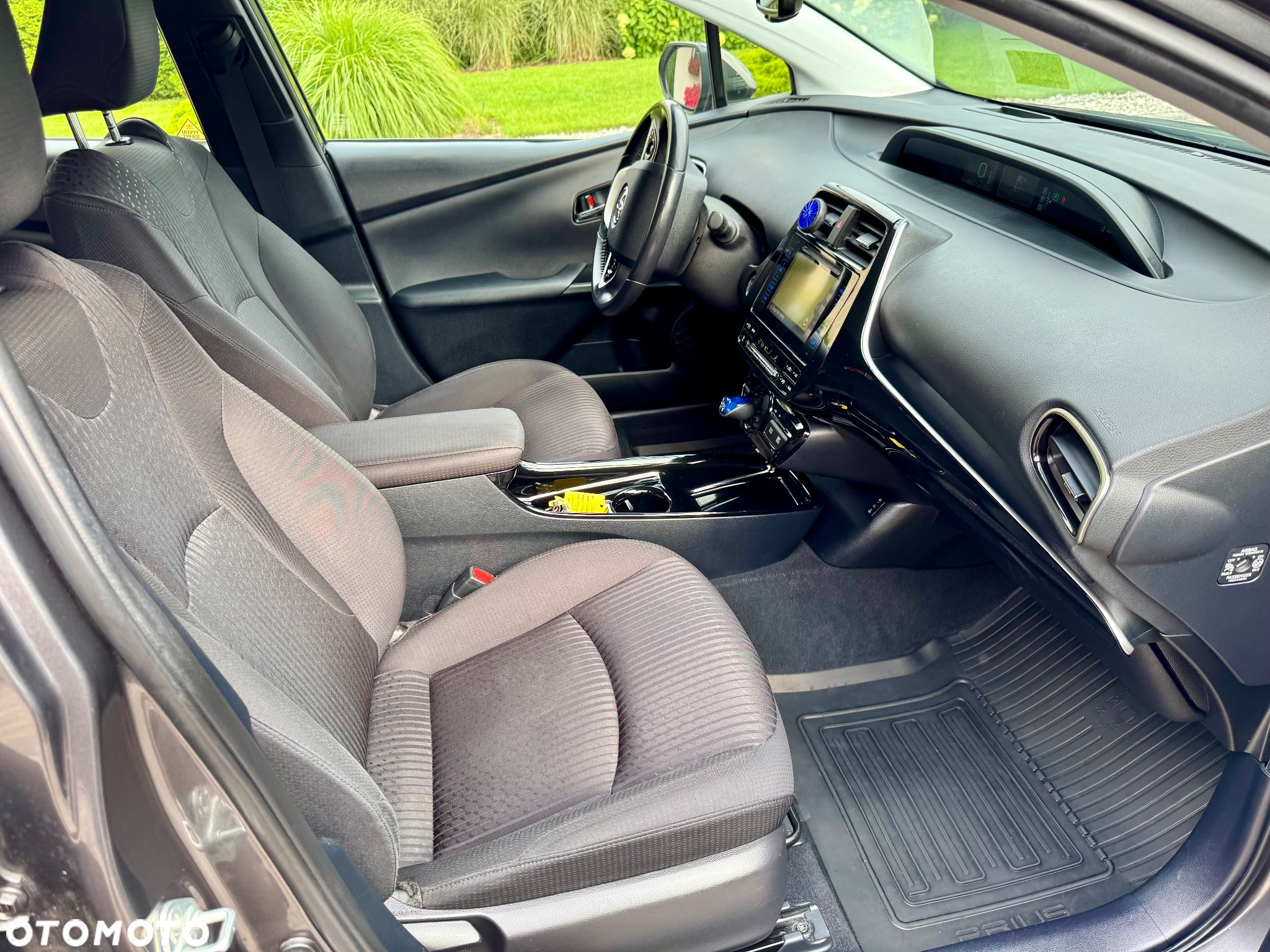 Toyota Prius 1.8 Hybrid Executive - 33