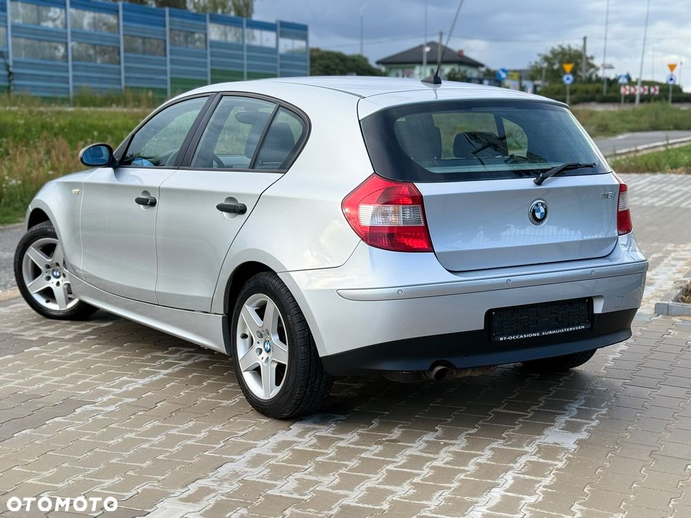 BMW Seria 1 - 12