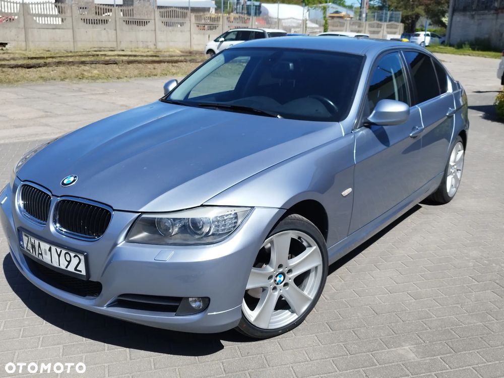 BMW Seria 3 320i - 1