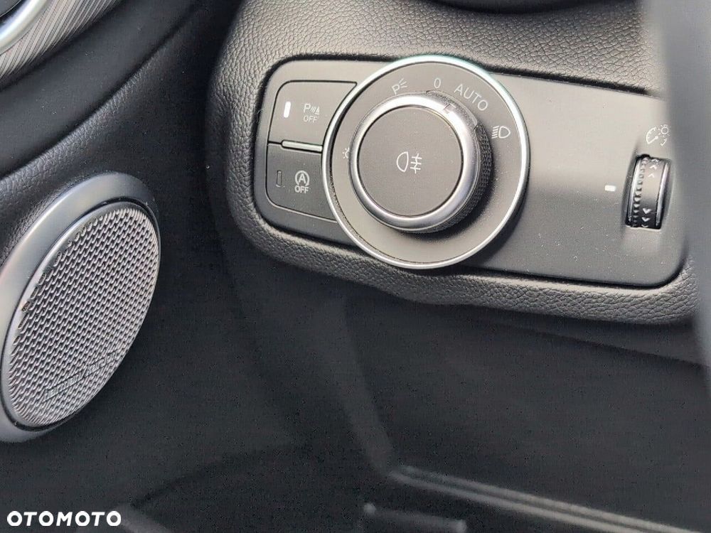 Alfa Romeo Giulia 2.0 Turbo 16V AT8-Q4 Ti - 15