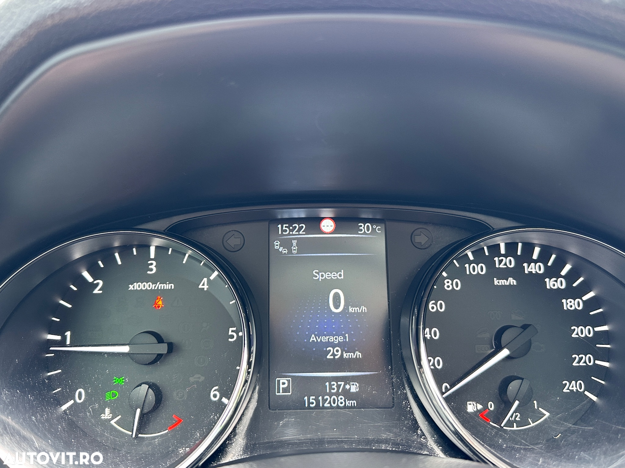 Nissan Qashqai 1.6 DCI Start/Stop X-TRONIC Tekna - 22