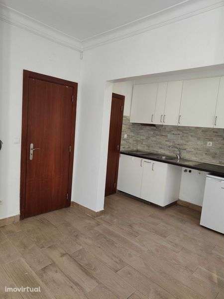 T0 em Odivelas / LIGAR / NÃO MANDAR MSG - Grande imagem: 5/8