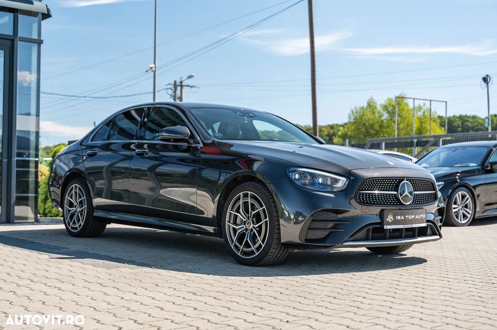 Mercedes-Benz E 300 de 9G-TRONIC AMG Line - 37