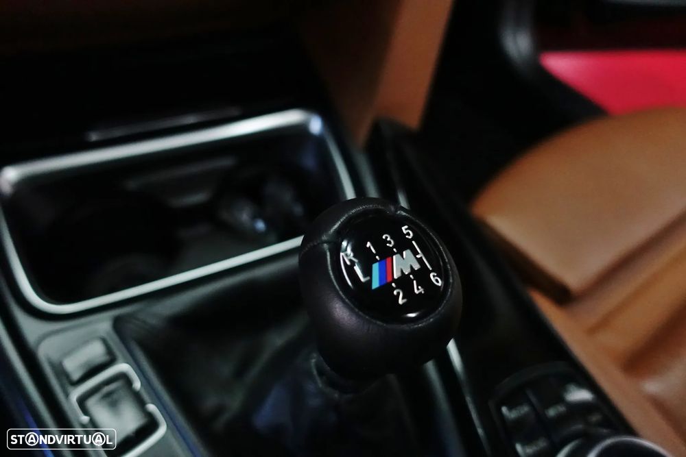 BMW 320 d Pack M - 45