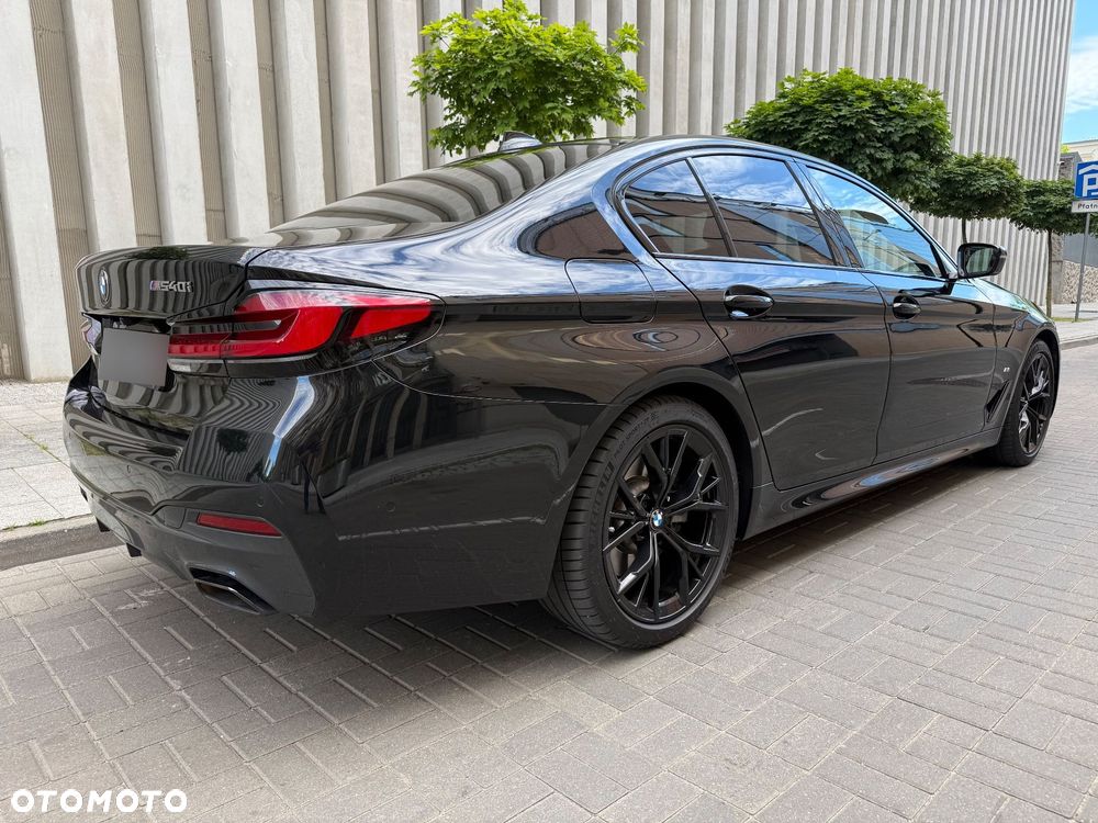 BMW Seria 5 540i xDrive mHEV M Sport sport - 4