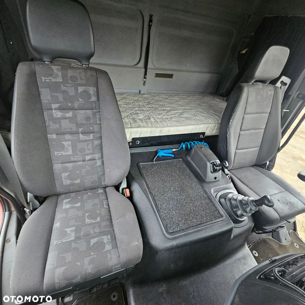 Mercedes-Benz Atego 915 - 11