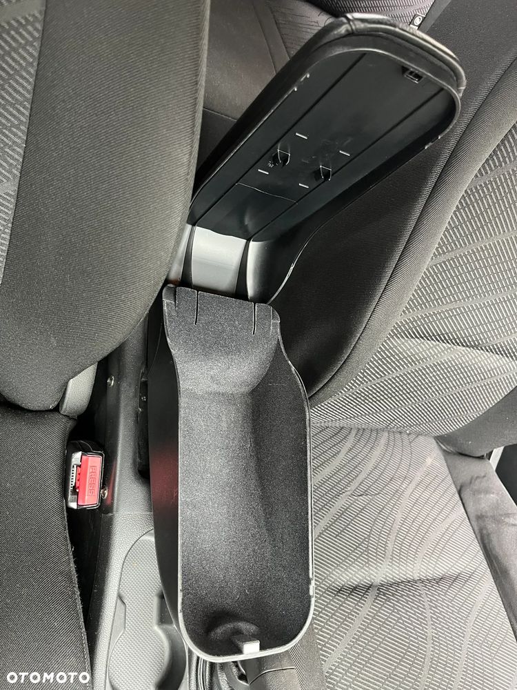 Peugeot 308 - 19