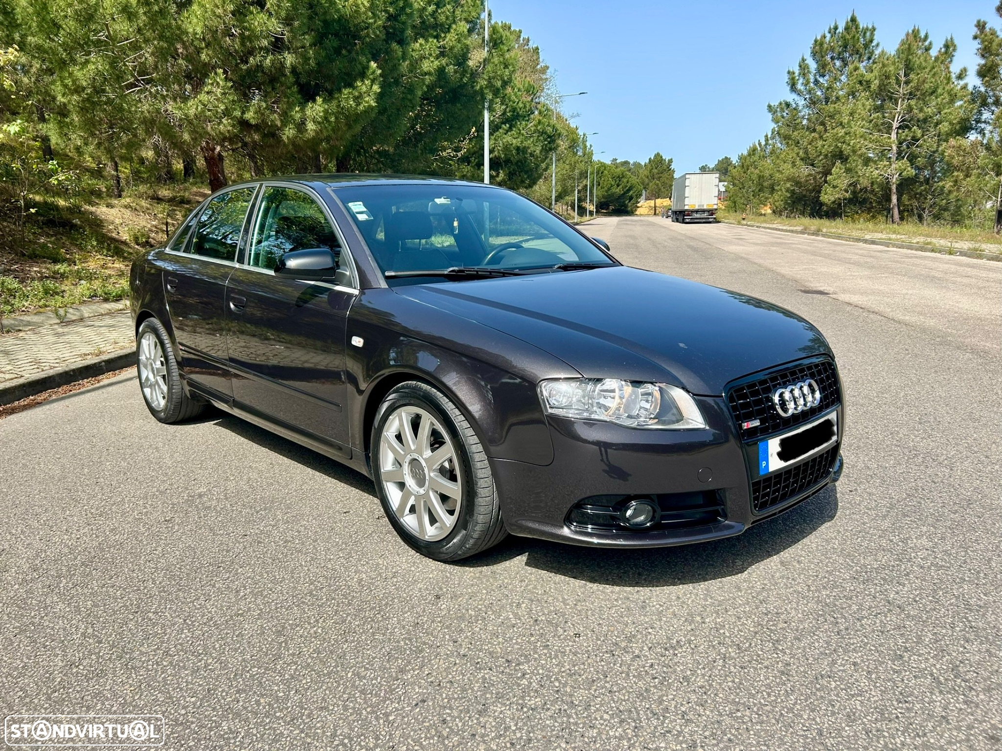 Audi A4 2.0 TDI S-line - 2
