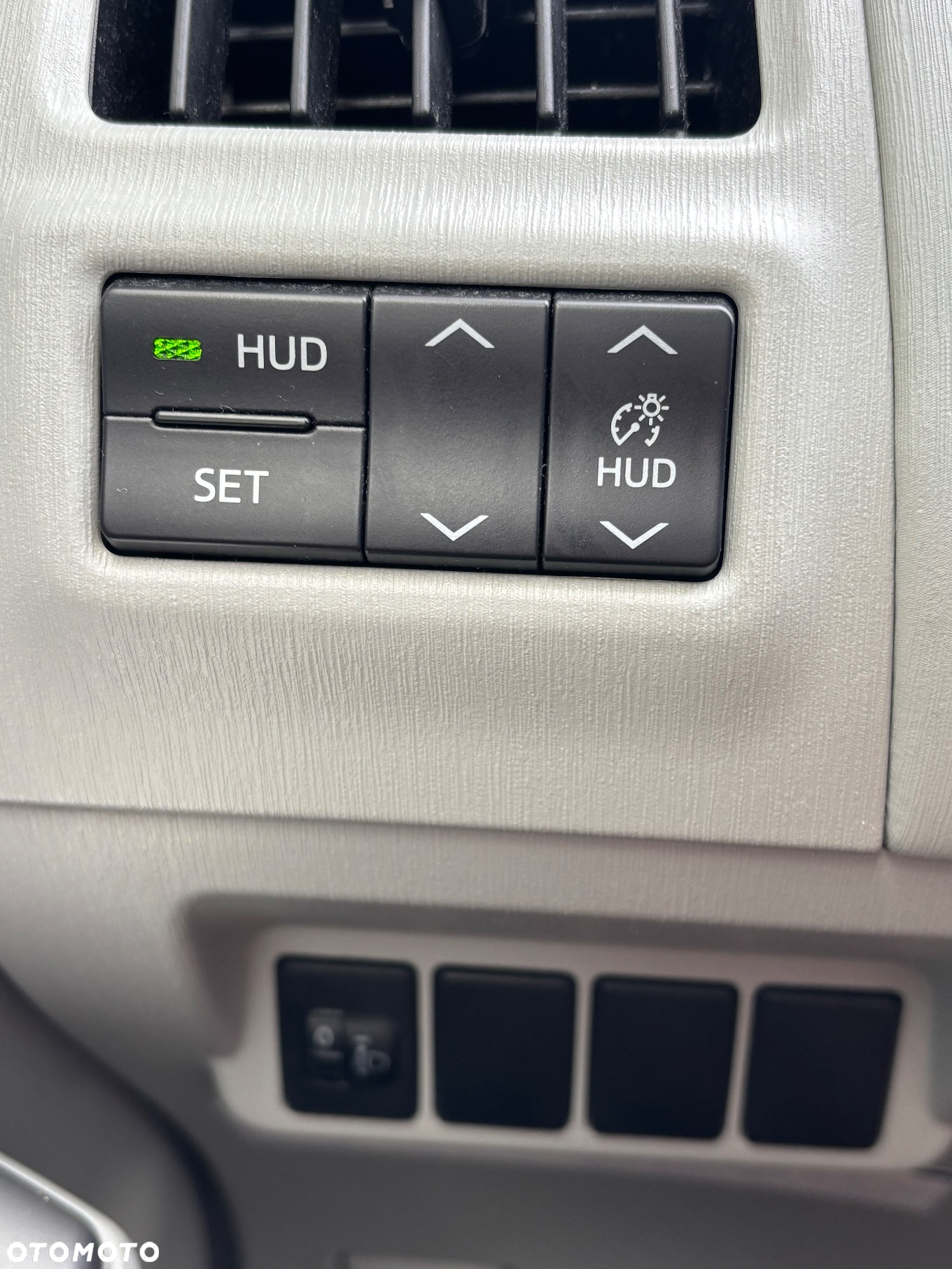 Toyota Prius+ (Hybrid) Life - 36