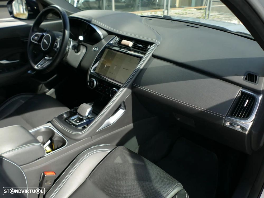 Jaguar E-Pace 1.5 P300e R-Dynamic HSE AWD Aut. - 28