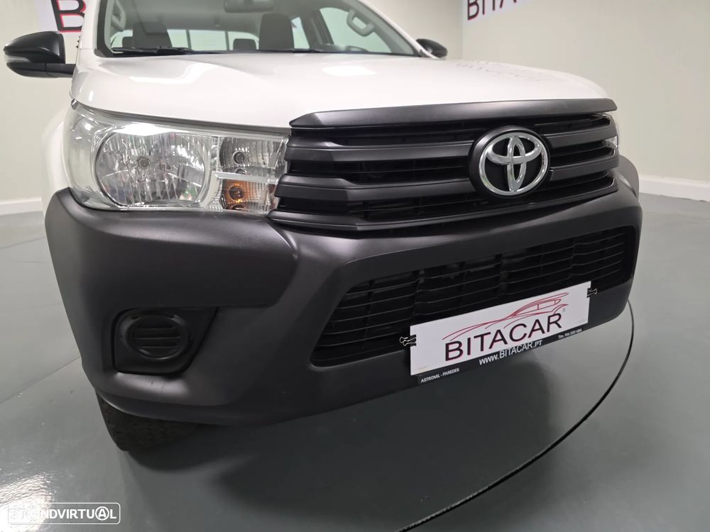 Toyota HILUX  2.4 D-4D 2WD CD - 6