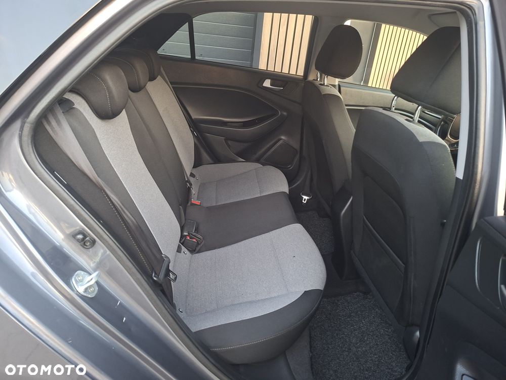 Hyundai i20 - 9