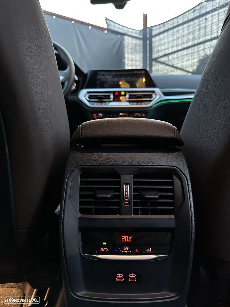 BMW 320 e Touring Line Sport Auto - 28