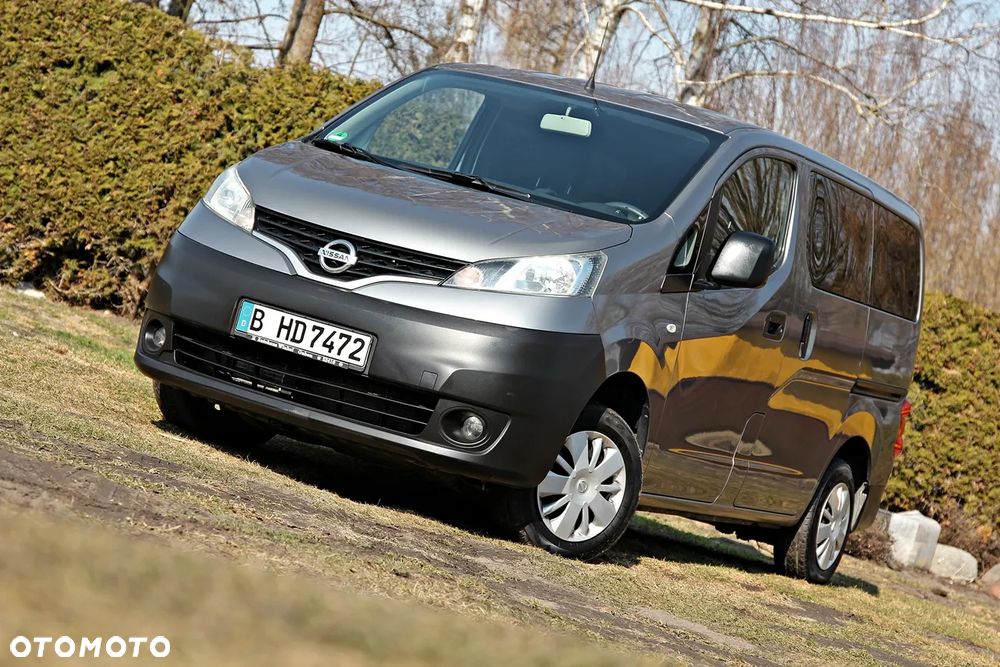 Nissan NV200 - 22