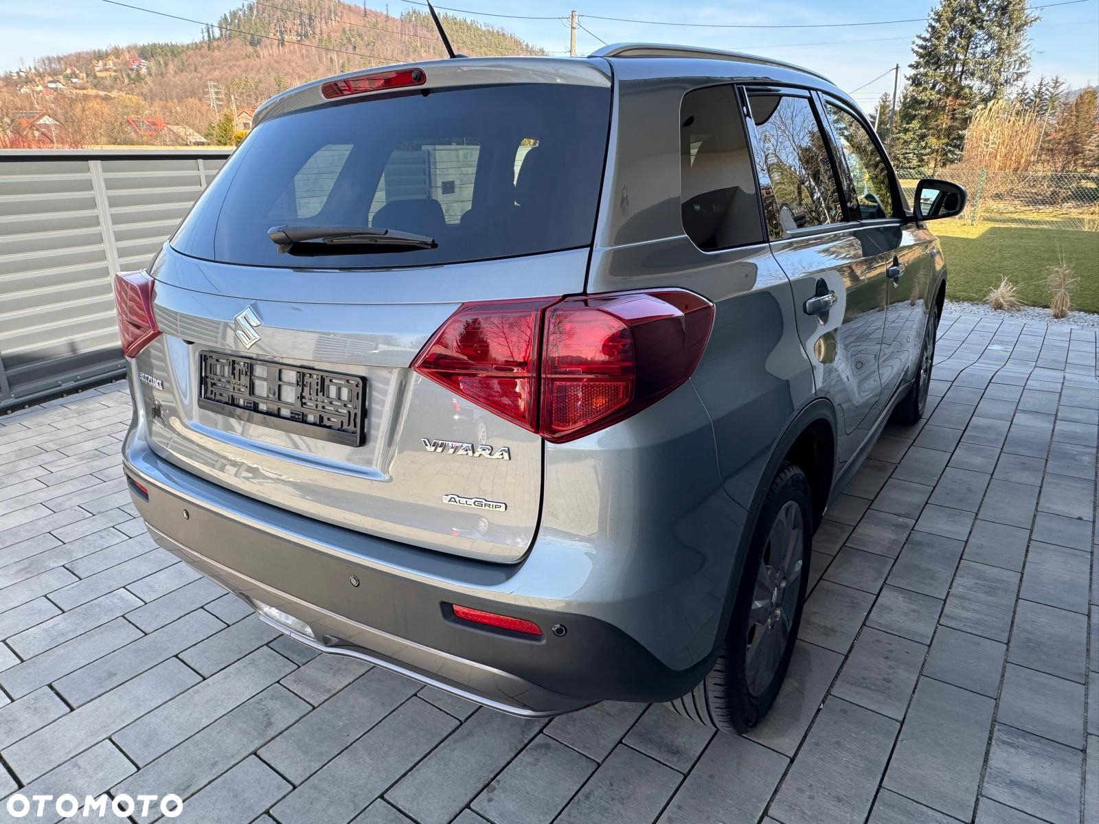 Suzuki Vitara 1.0 Boosterjet Premium 4WD - 7
