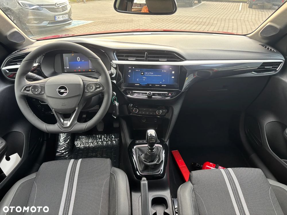 Opel Corsa 1.2 GS S&S - 10