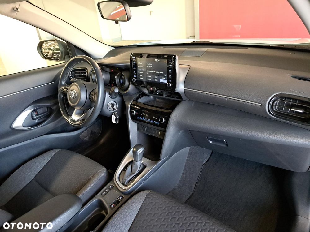 Toyota Yaris Cross Hybrid 1.5 Comfort - 16