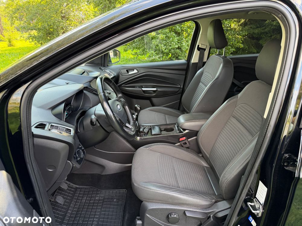 Ford Kuga 2.0 TDCi 4x4 Titanium - 13
