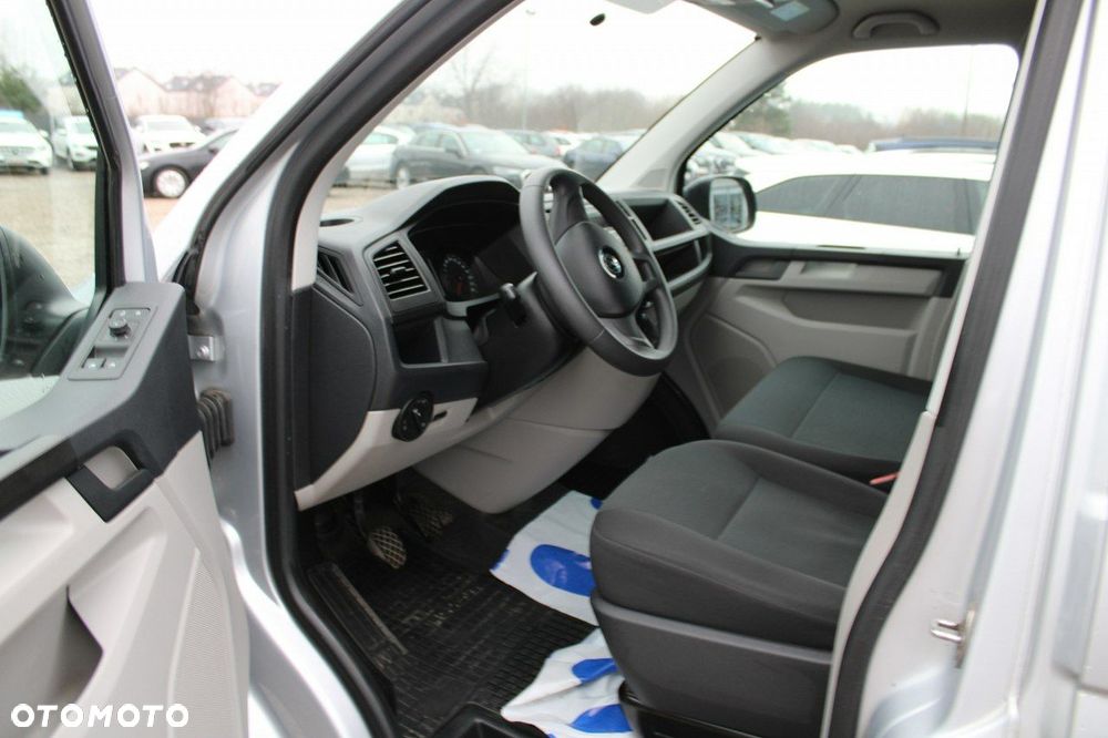 Volkswagen Transporter - 16