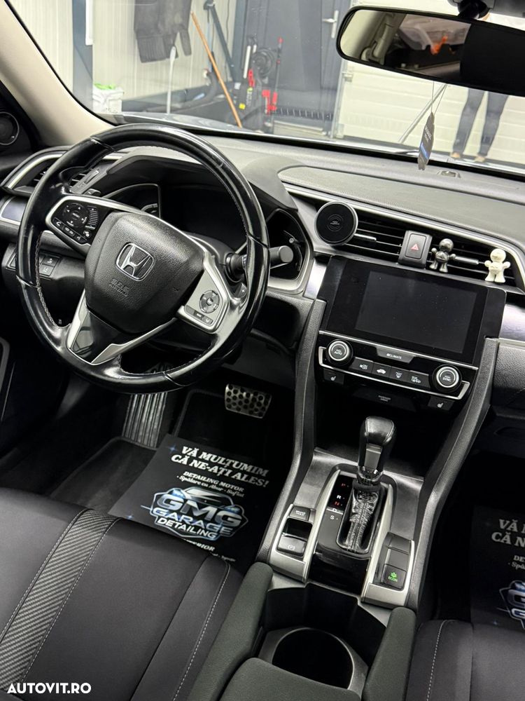 Honda Civic 1.5 i-VTEC Turbo CVT Prestige - 10