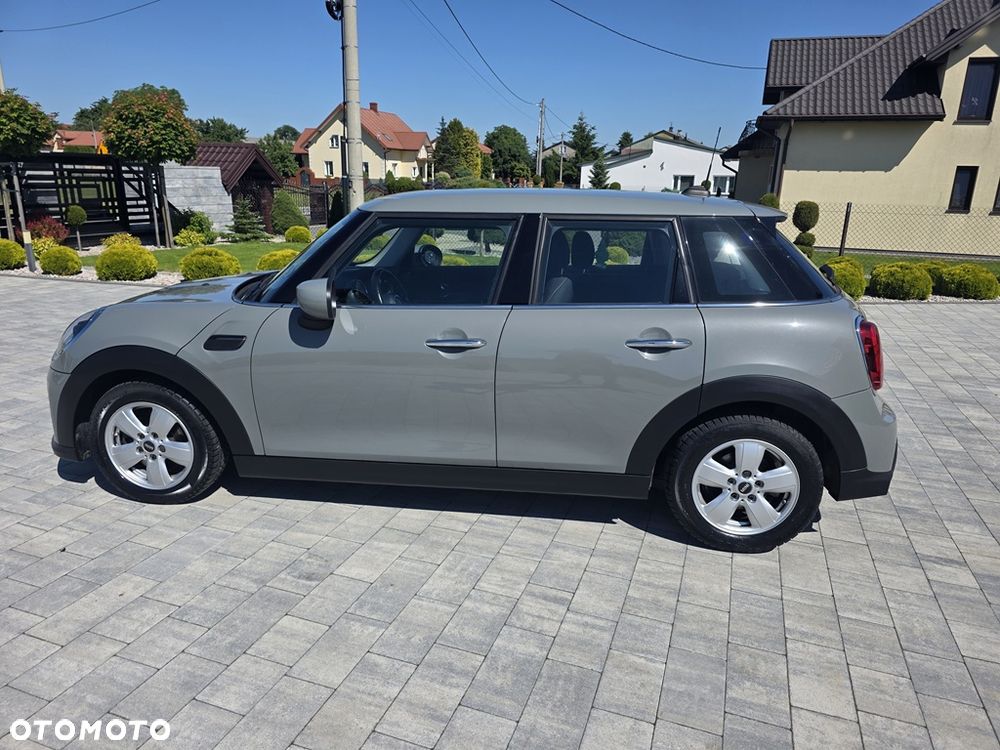 MINI Cooper Standard - 6