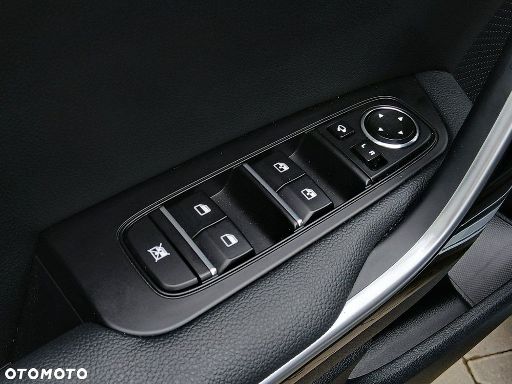 Kia Ceed - 20
