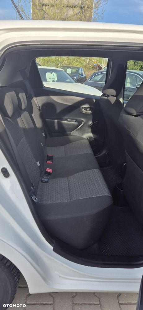 Toyota Yaris 1.0 Active - 6