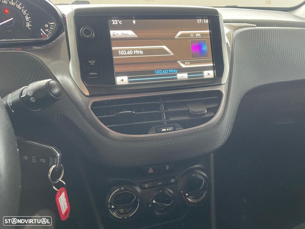 Peugeot 2008 1.6 e-HDi Active - 11