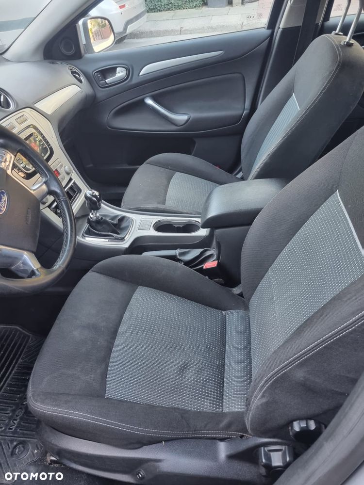 Ford Mondeo 2.0 TDCi Trend - 12