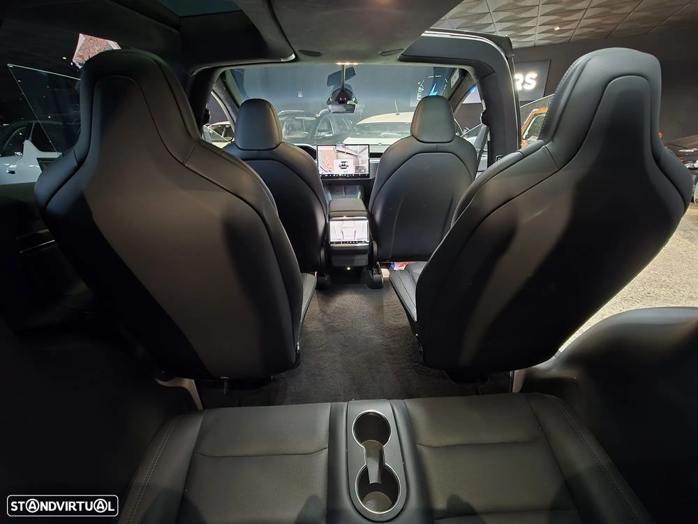 Tesla Model X Plaid AWD - 49