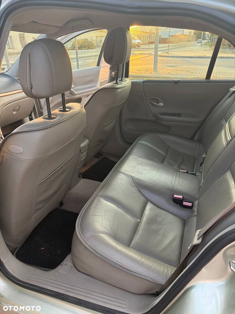 Renault Laguna 2.0T Luxe Privilege - 9