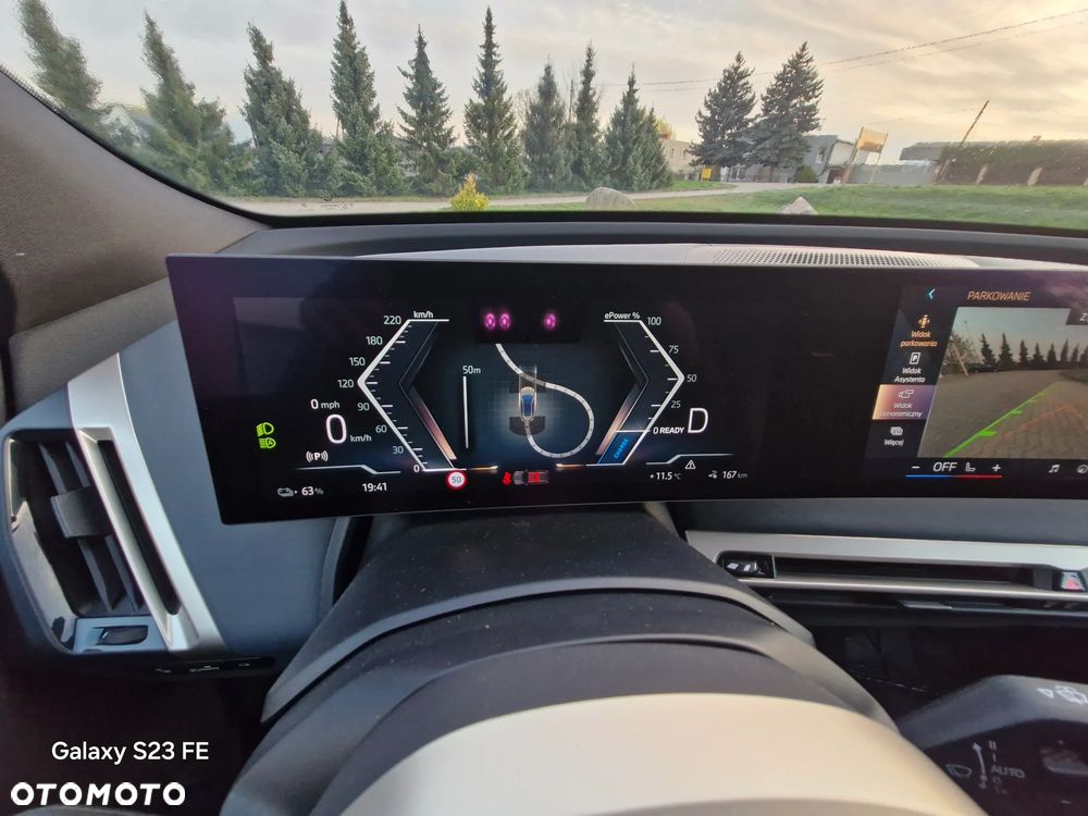 BMW iX xDrive40 - 29