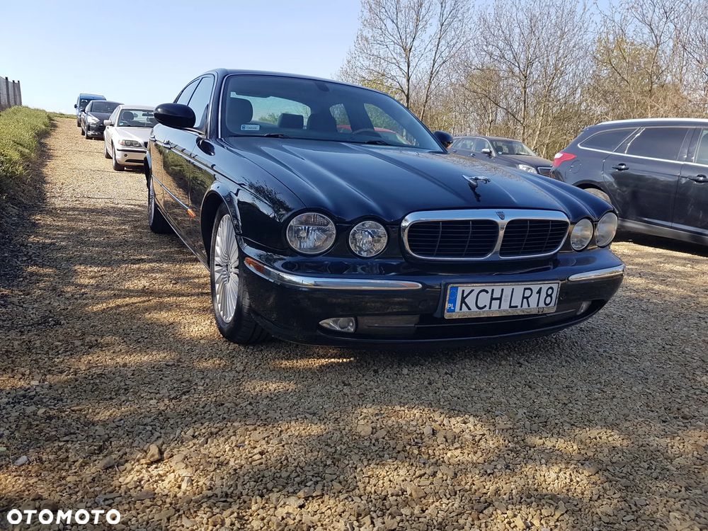 Jaguar XJ - 2