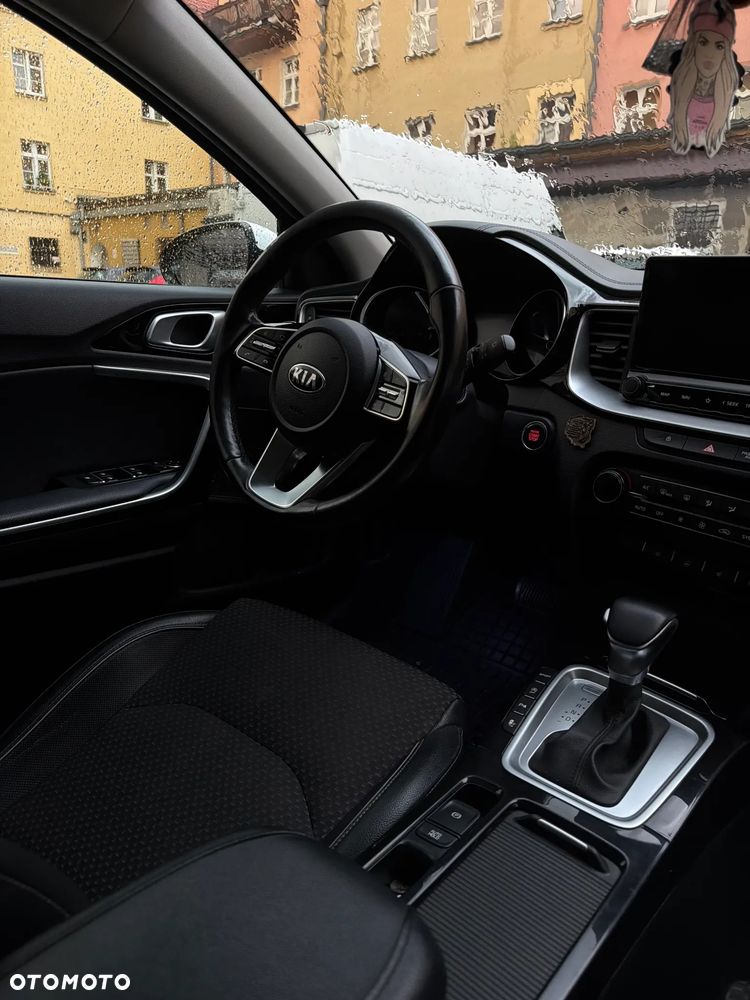 Kia XCeed 1.4 T-GDI L Business Line DCT - 14
