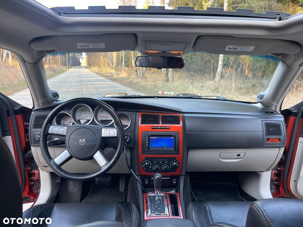 Dodge Charger 5.7 V8 RT - 35