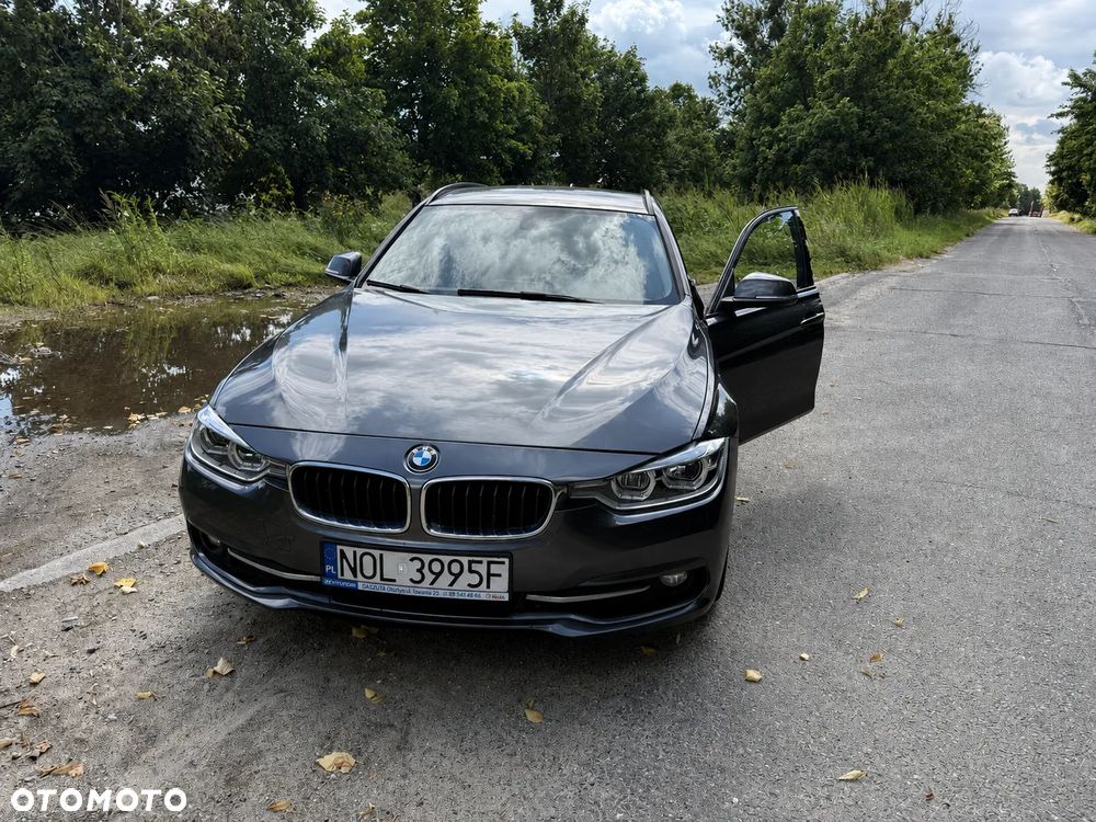 BMW Seria 3 318d Sport Line - 5