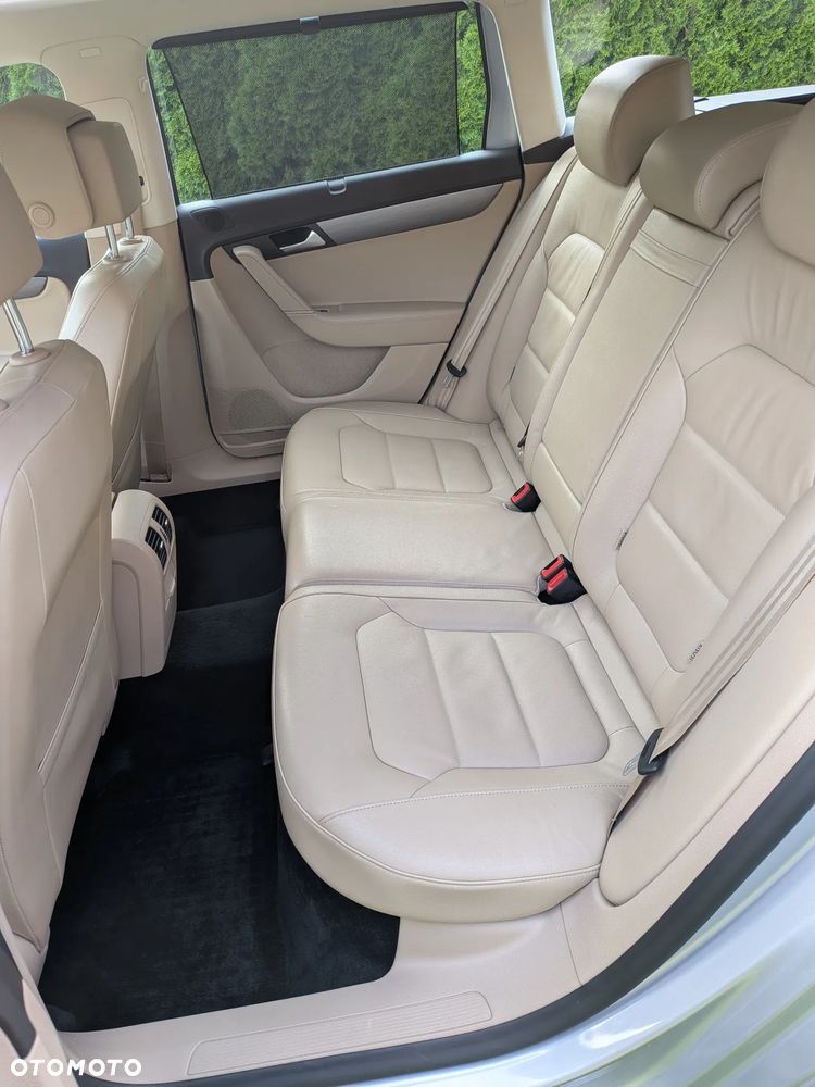 Volkswagen Passat 2.0 TDI Comfortline Optimum - 28