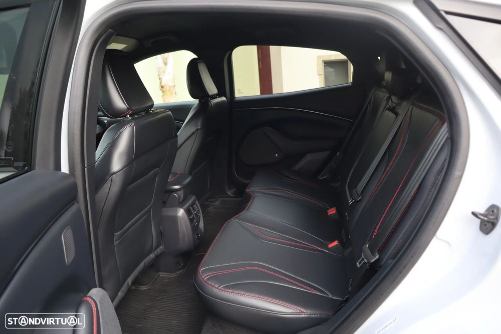 Ford Mustang Mach-E Premium AWD - 30