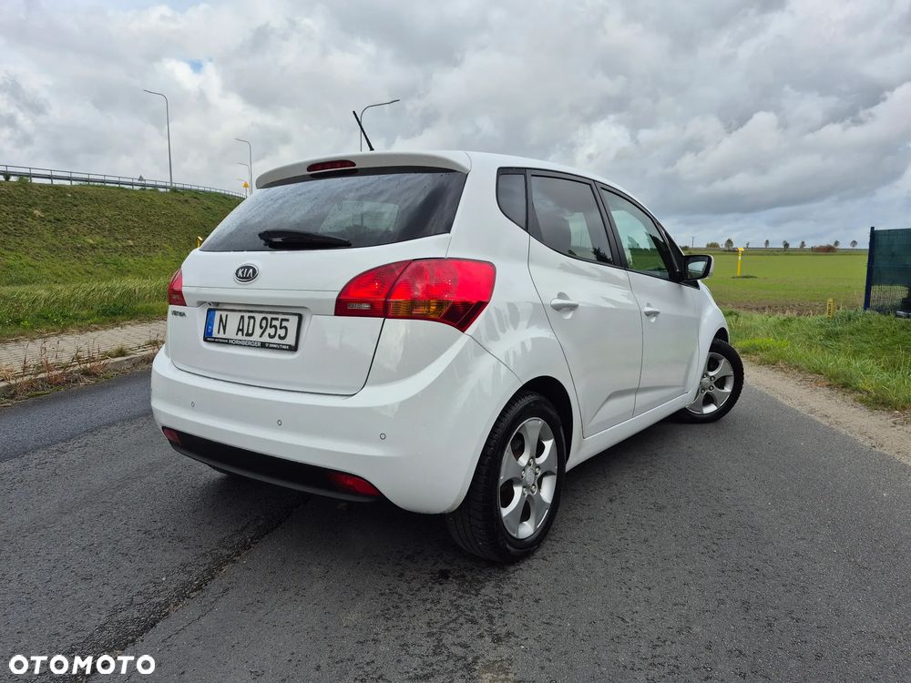 Kia Venga - 4