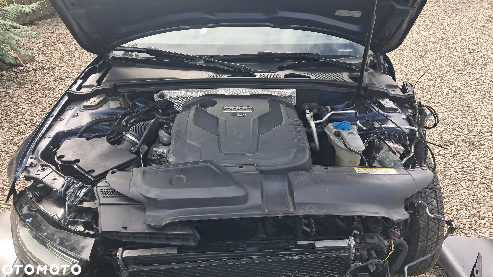 Audi A4 Avant 2.0 TDI DPF quattro S line Sportpaket - 4