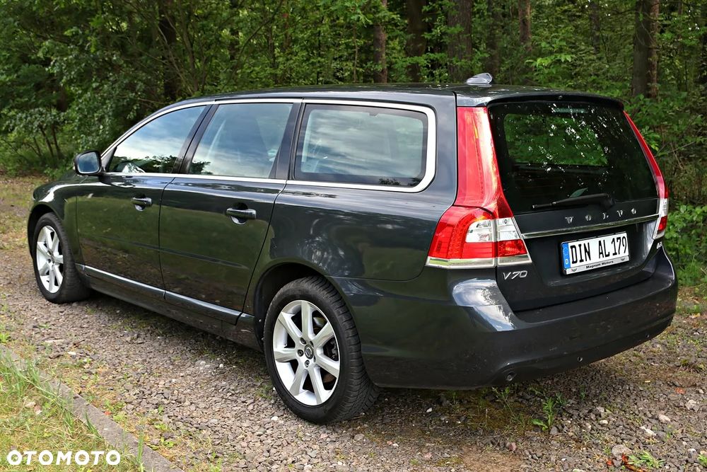 Volvo V70 D3 Geartronic Kinetic - 23