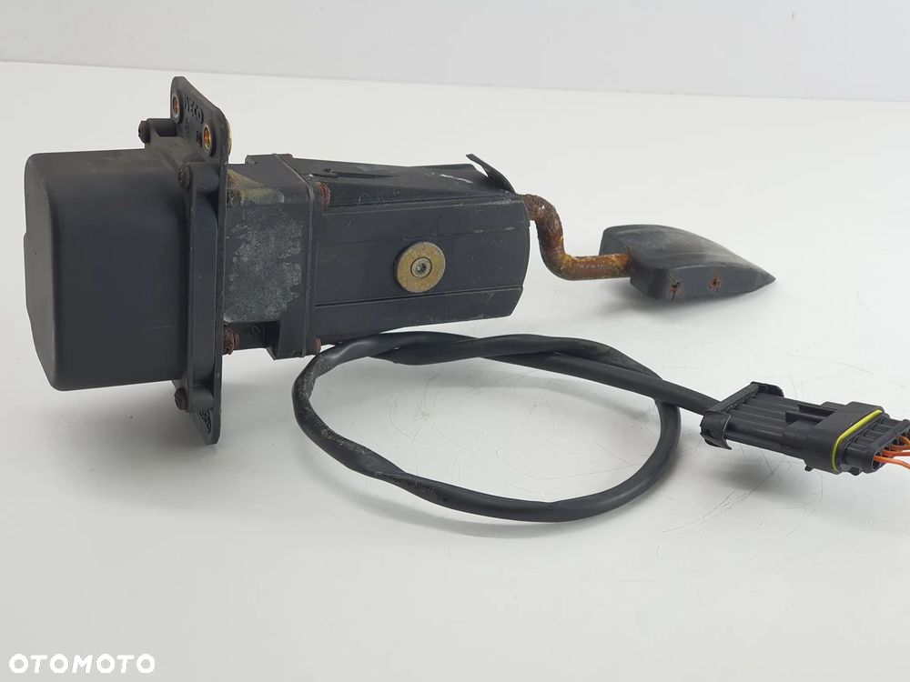 PEDAL GAZU  IVECO EUROCARGO - 8