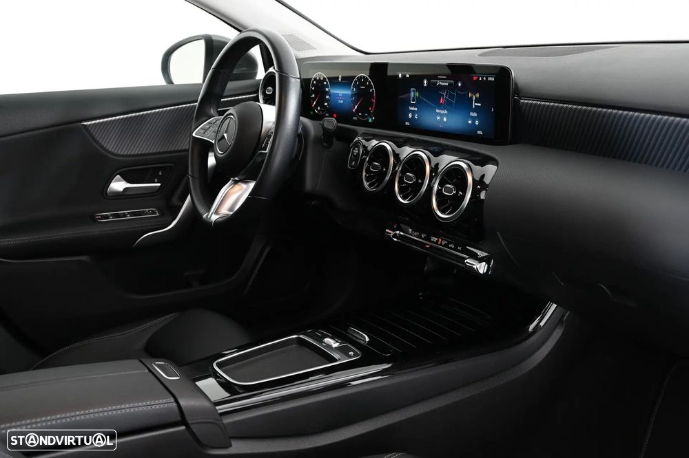 Mercedes-Benz A 200 Progressive Aut. - 23